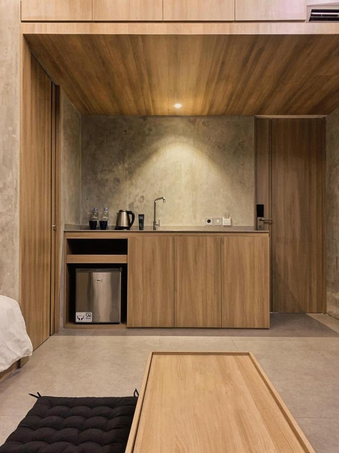 Nostoi Hotel Джакарта Екстериор снимка
