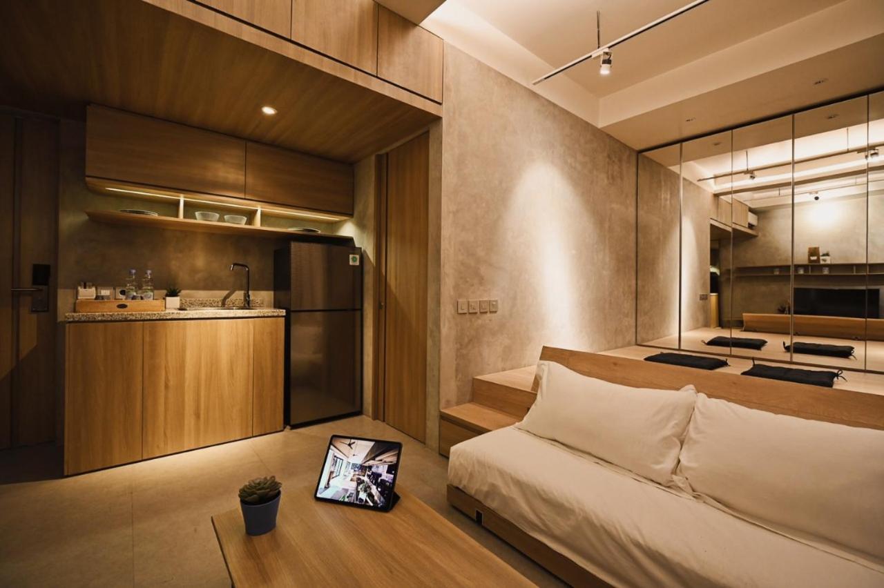 Nostoi Hotel Джакарта Екстериор снимка