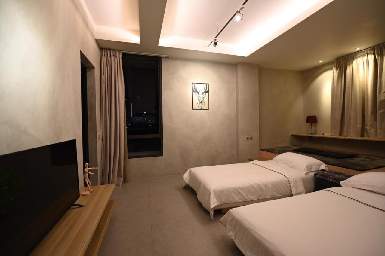 Nostoi Hotel Джакарта Екстериор снимка