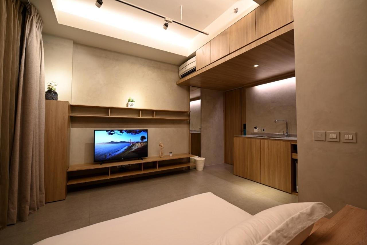 Nostoi Hotel Джакарта Екстериор снимка